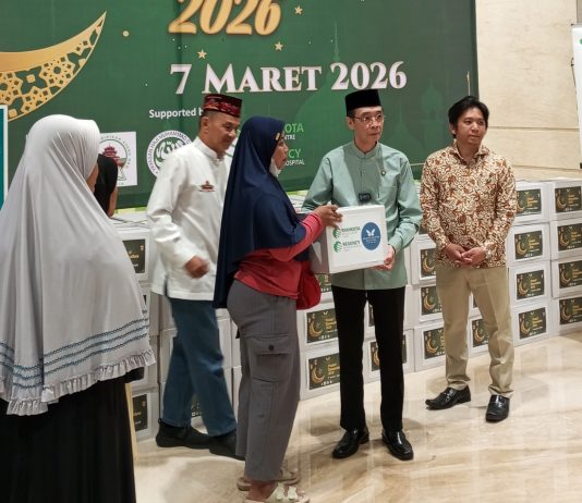 Peduli Ramadhan 2026, Grand Heaven Surabaya Bagikan 300 Paket Sembako
