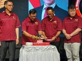HUT Ke-3 DPC API Surabaya: Menjadi Berkat dan Terang bagi Kota