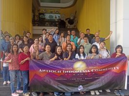 Bhakti Sosial AIC Tabur Kasih di Kaki Bromo: Bersekutu, Berbagi, dan Bertumbuh dalam Firman