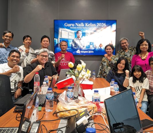 Guru PAK SMA Surabaya Mulai Naik Kelas: Kuasai AI untuk Hadapi Tantangan Pendidikan Digital